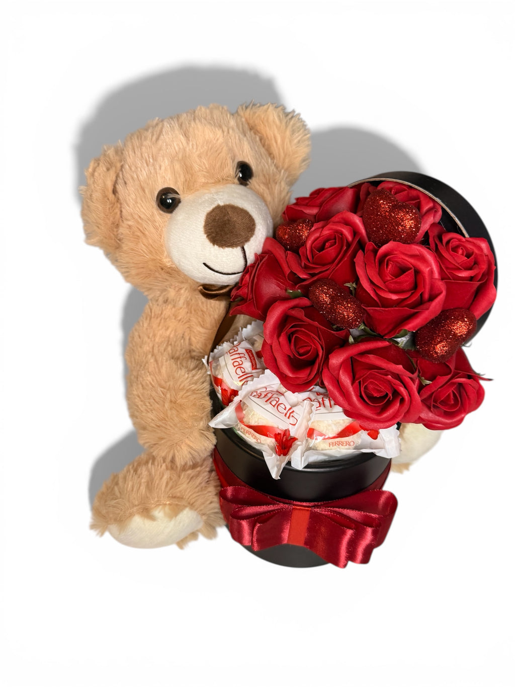 Box prezentowy z misiem, różami mydlanymi i Raffaello