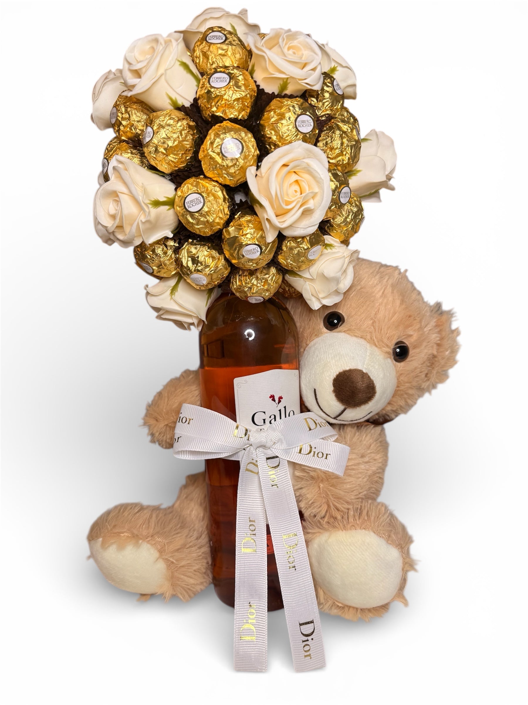 Bukiet prezentowy z misiem, Ferrero i różami mydlanymi (alkohol dostarcza klient)